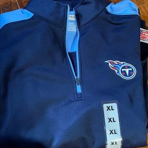 NWT Tennessee Titans pullover. Men’s or women’s